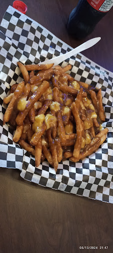 Comentarii opinii despre 2 Nine Five ( House of Artisan Chicken Burgers & Gourmet Fish & Chips)