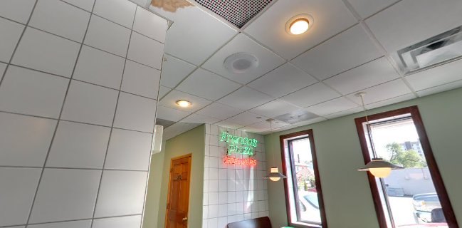 Franco's Pizza - Hospitality and gastronomy