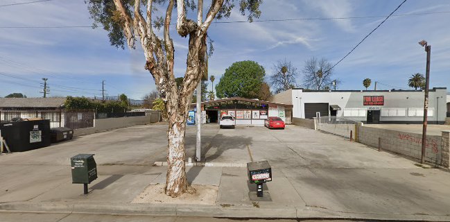 Snap-E Ed's Country Liquor