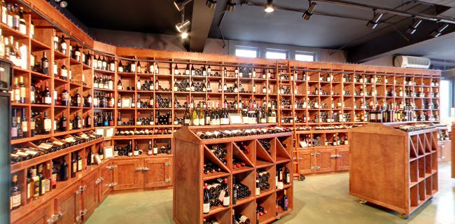 Lush Food & Drink - Roscoe Village - San Diego