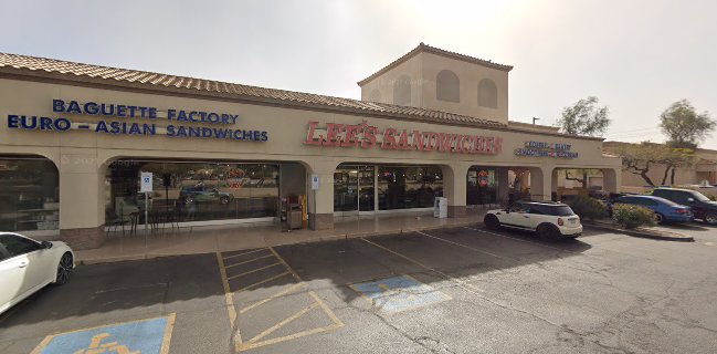 Lee's Sandwiches