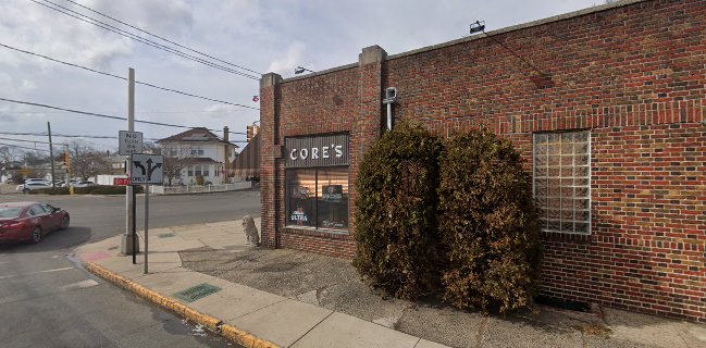 Core's Wines & Liquors