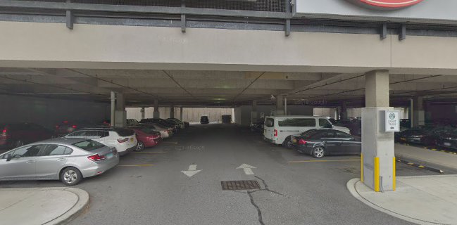 Parkway Wine & Liquor