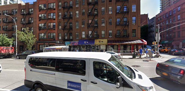 Tanoshi Sushi Sake Bar